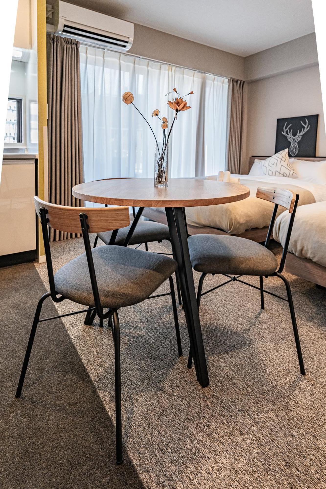 Apartment Hotel 11 Umeda Kamiyama أوساكا المظهر الخارجي الصورة